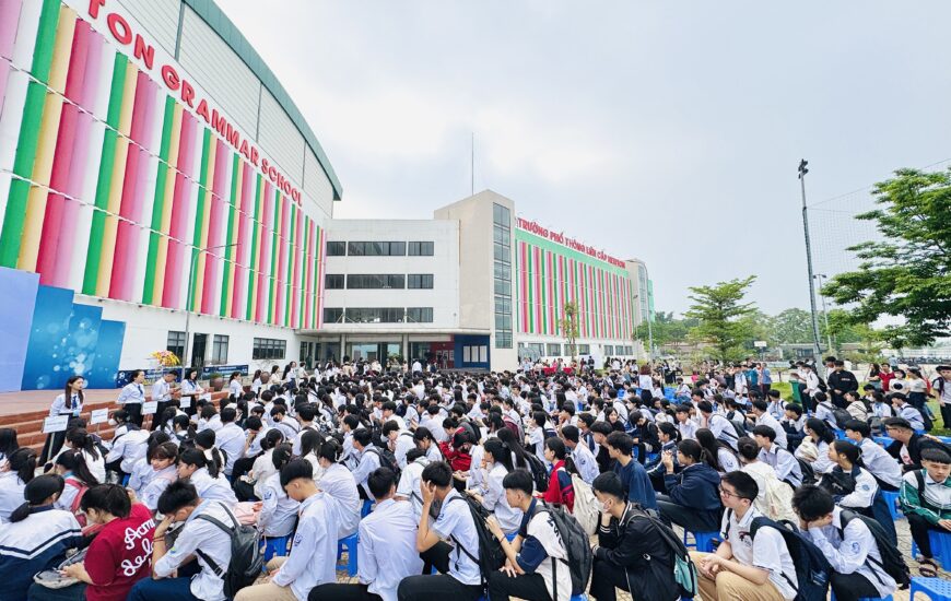 GẦN 600 THÍ SINH CÓ MẶT TẠI TRƯỜNG PTLC NEWTON THAM DỰ KỲ THI THỬ VÀO 10 VÀ ĐÁNH GIÁ NĂNG LỰC